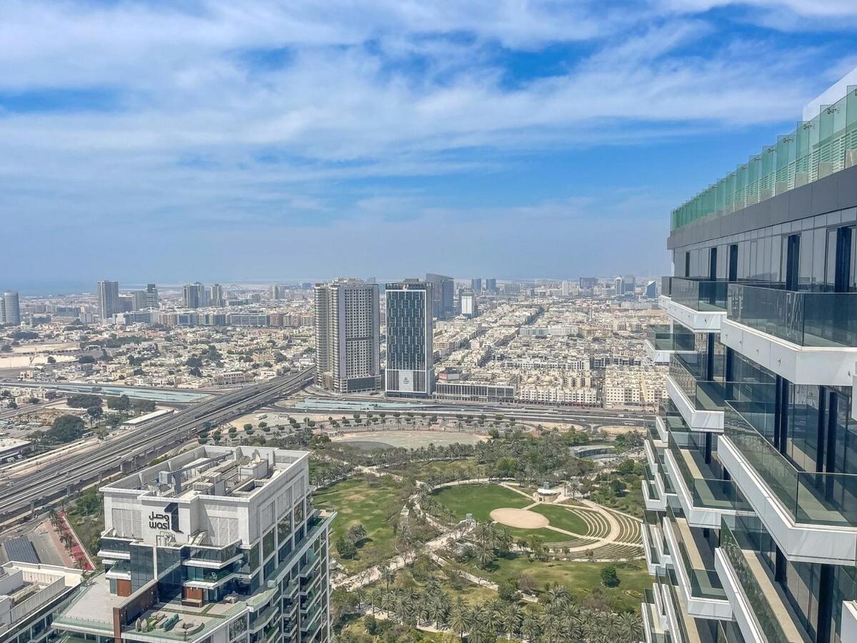 Bright & Spacious 2br Near Zabeel Park * Dubai